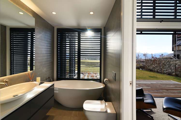 38 Falconer Rise Jacks Point_14