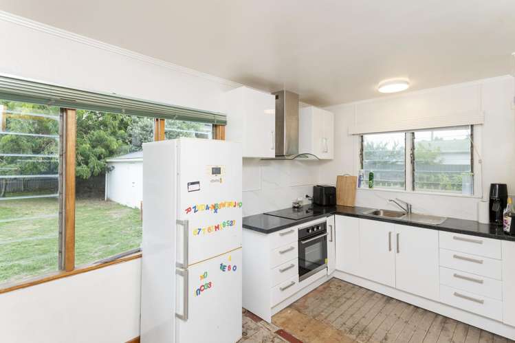 215 Lytton Road Elgin_4