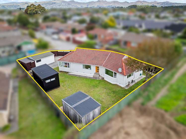 9 Fir Tree Lane Aranui_17