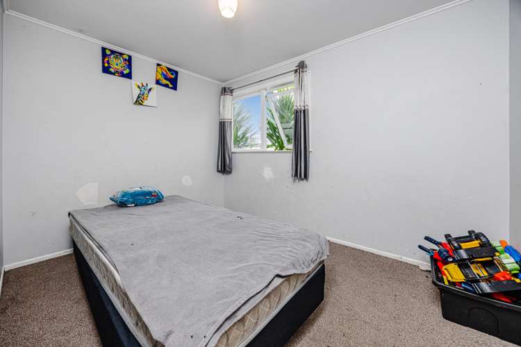 9 President Avenue Papakura_10
