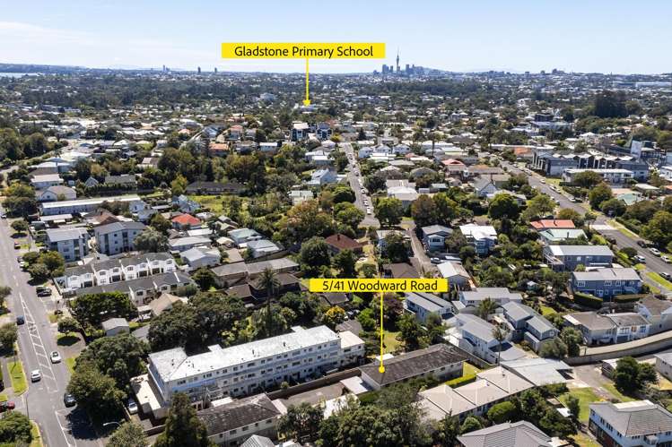 5/41 Woodward Road Mount Albert_13