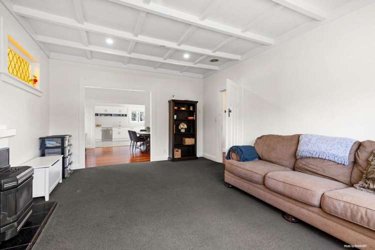 2 Sandspit Road Waiuku_9