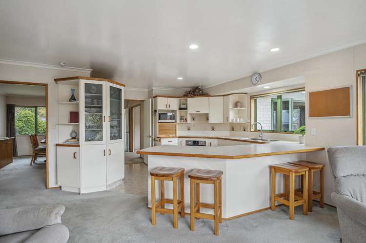 16 Kahurangi Drive Lynmore_5