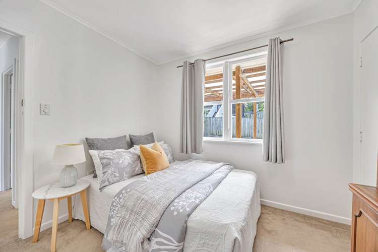 2/13 Park Road Glenfield_10
