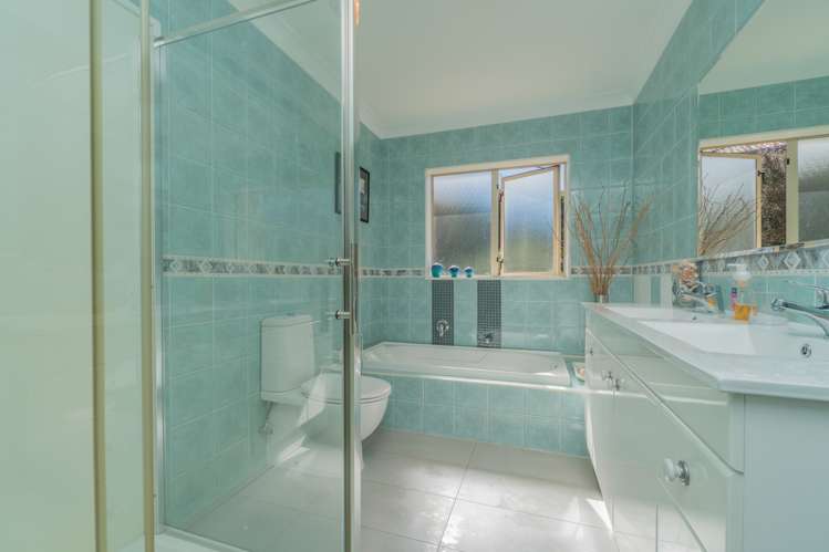 21 Chieftain Rise Goodwood Heights_8