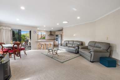 1 Ashmore Court_2