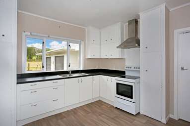 114 Frost Road_4