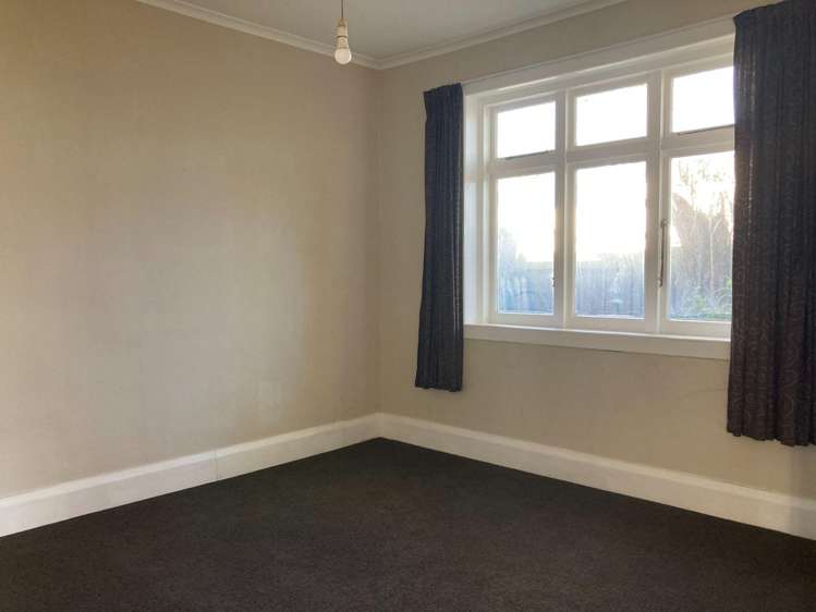 10 Hargood St Woolston_13