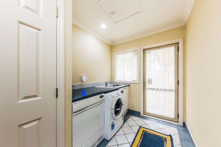 2 Anaheim Boulevard Shamrock Park_23