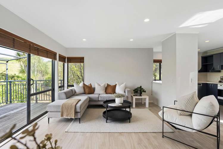 33a Apirana Avenue,_0