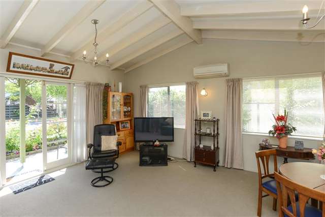 1 Corwen Place 10490_3