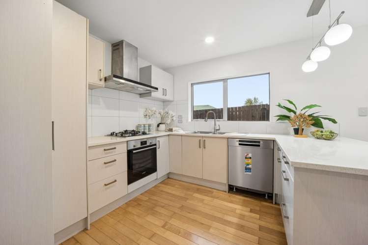 45A Gardner Avenue New Lynn_14