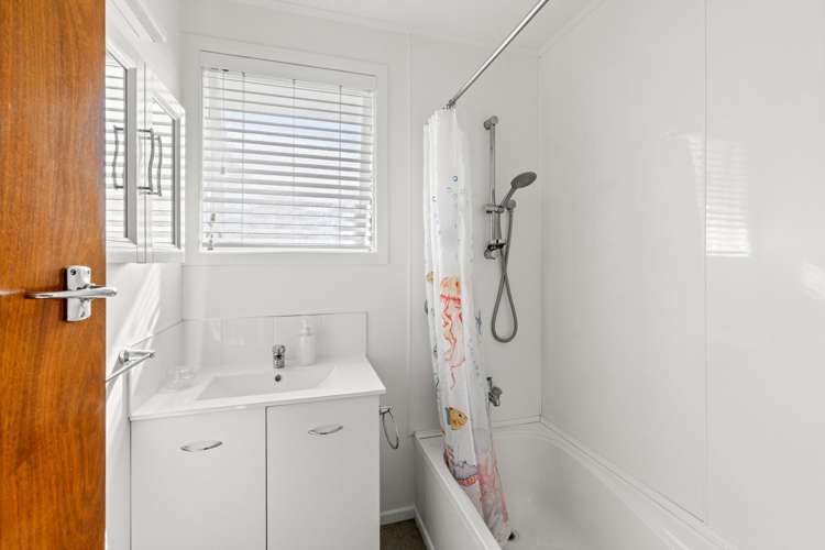 5 Whitby Crescent Flaxmere_4