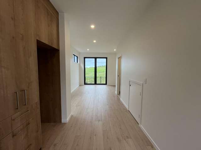 8/23 Makomako Drive 1627_3
