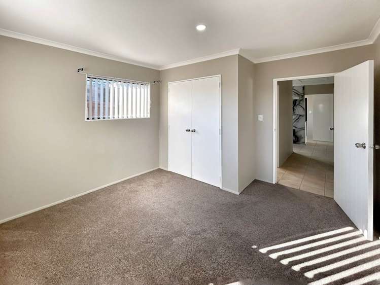 517A Massey Road Mangere_5