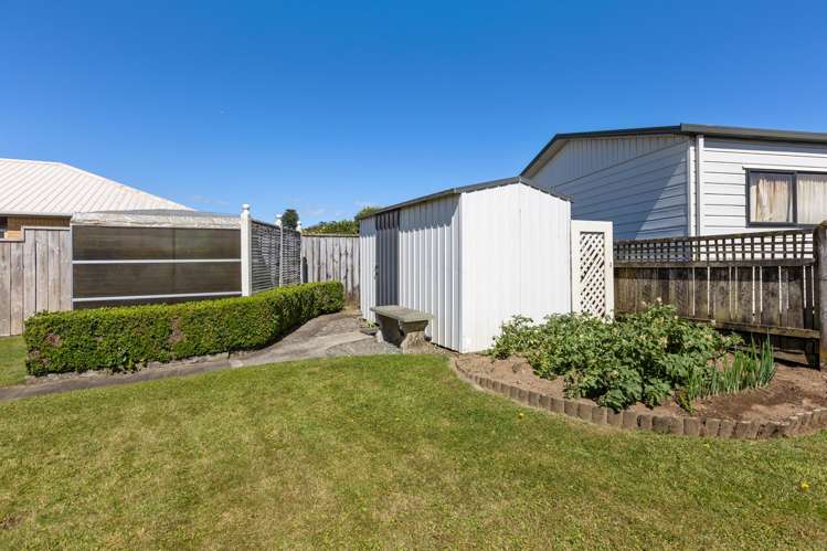 9 Bandon Grove Bell Block_23