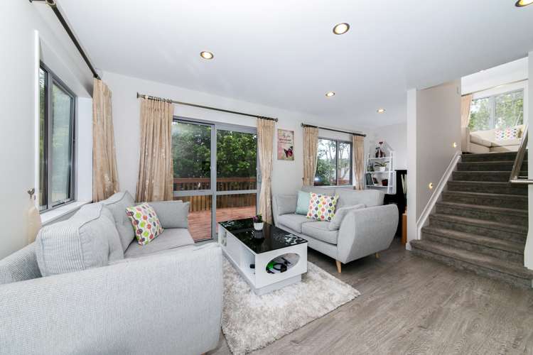 29a Woodcote Drive Glenfield_6