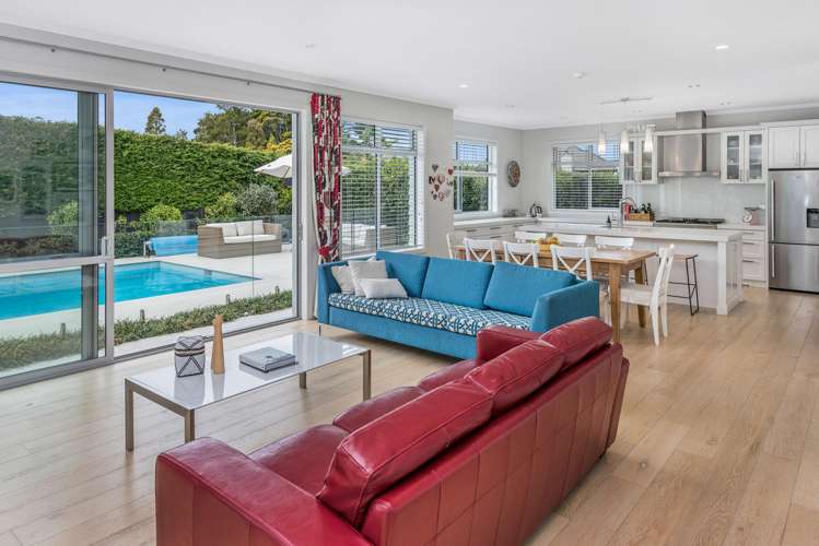 4 Oceania Place Mellons Bay_21