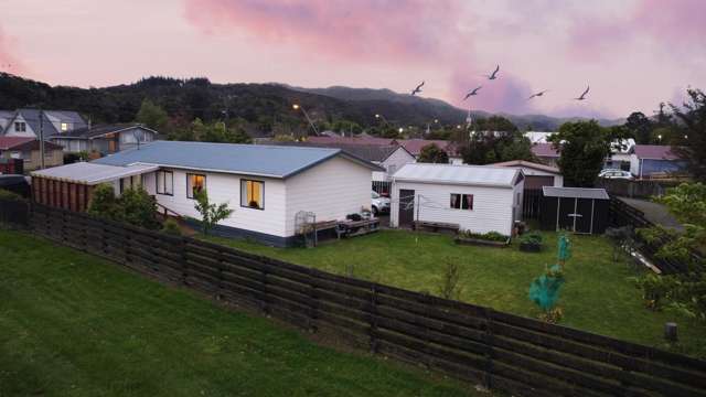 2 Wellington Road Wainuiomata_3