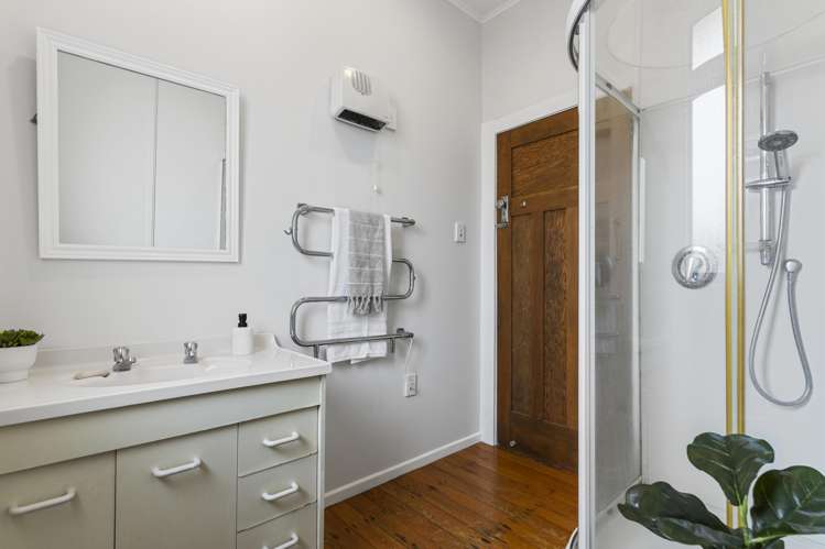 14 Wright Road Point Chevalier_12