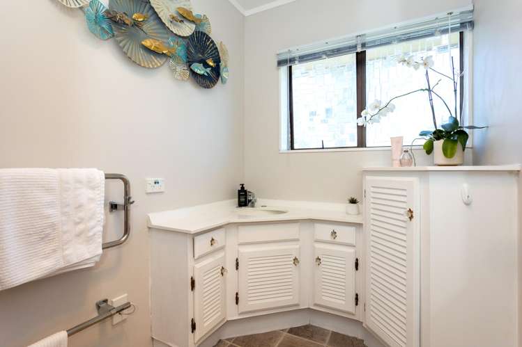 1/7 Gerald Stokes Avenue Helensville_10