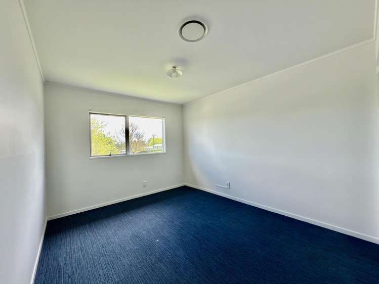 2 Carey Place Otara_5