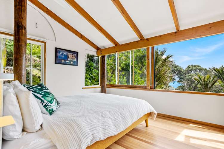 55 Rayner Road Piha_7