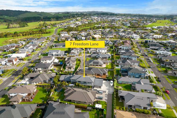 7 Freedom Lane Beachlands_18