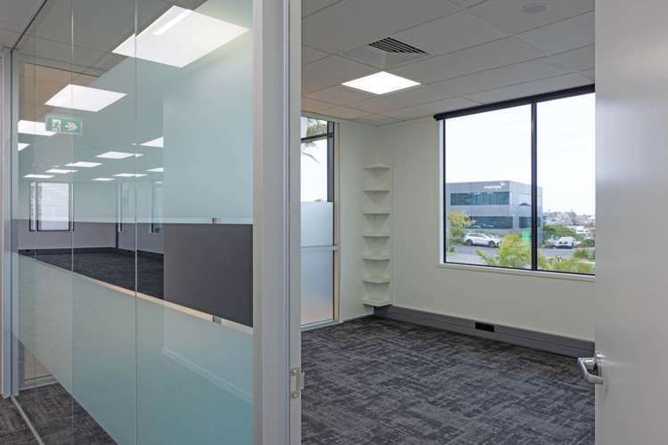 Unit 1/6 Antares Place Rosedale_15