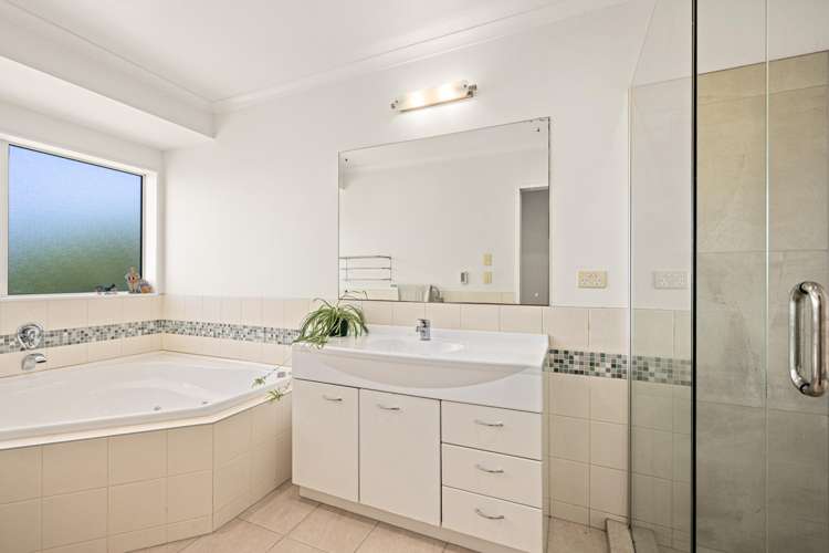 172 Cape Rodney Road Leigh_14