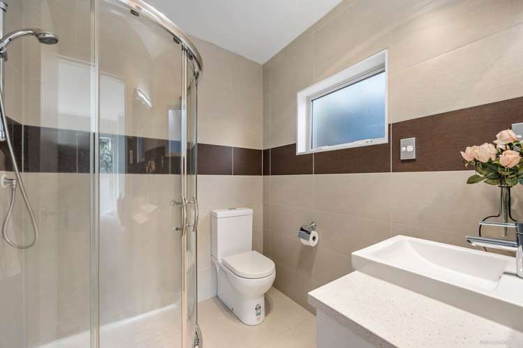 80 Kaipatiki Road Glenfield_18