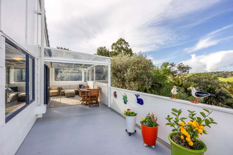 4 Kookaburra Drive Campbells Beach_9