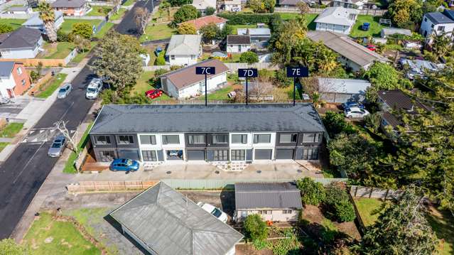 7D Tairere Cresent Rosehill_2