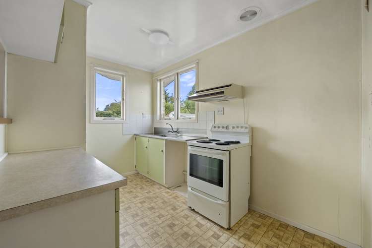 221 West Parkdale Street Tokoroa_9