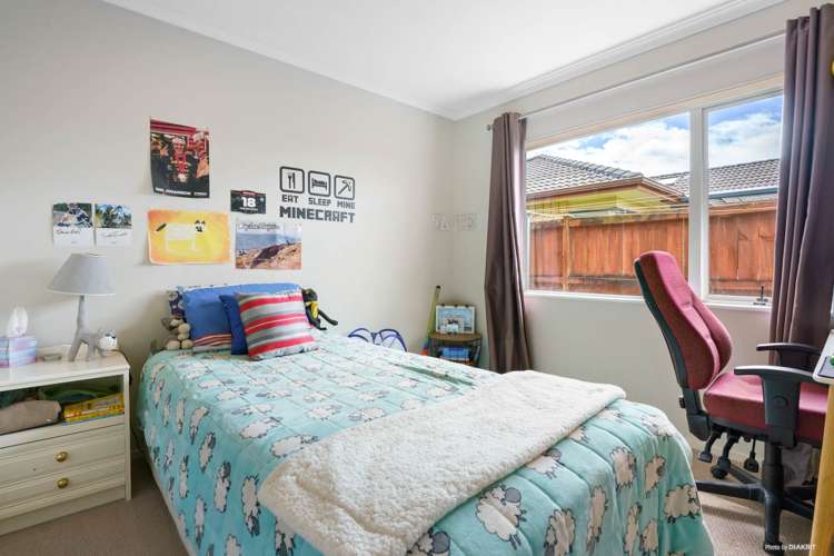 38 Turnberry Drive Wattle Downs_10