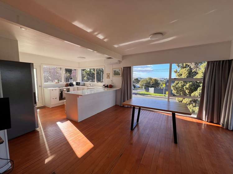 2/110 Sylvan Avenue Northcote_2