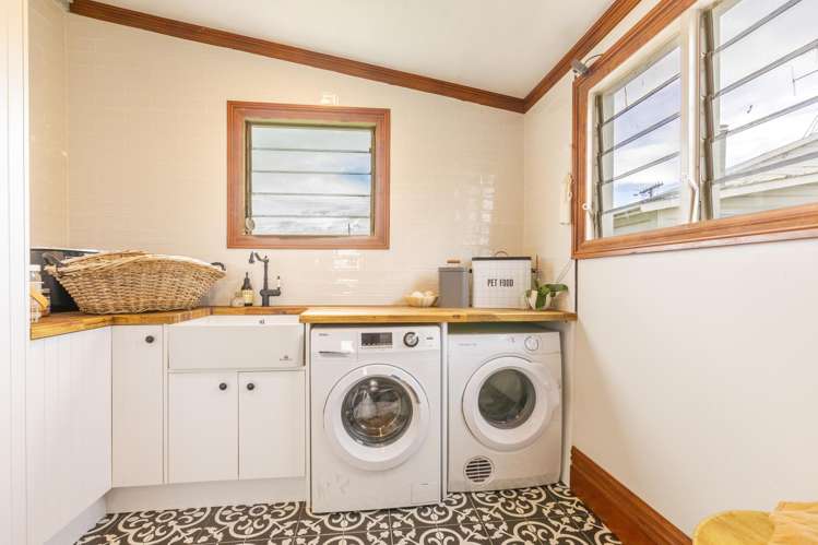 1 Russell Street Otane_14