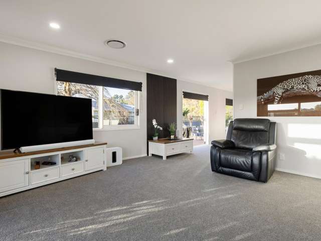 2 Brookbank Place Glenview_4