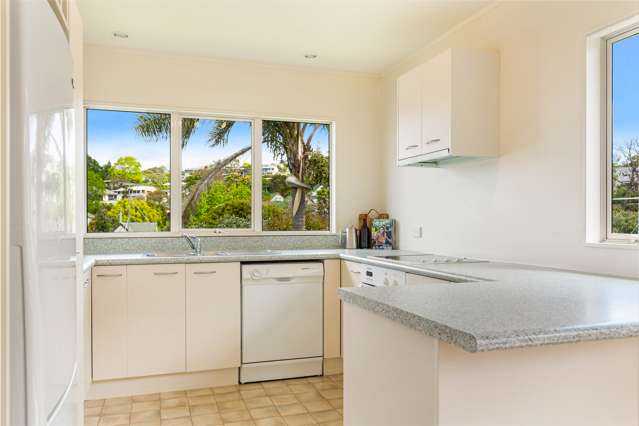 2/9 Mably Court Stanmore Bay_4