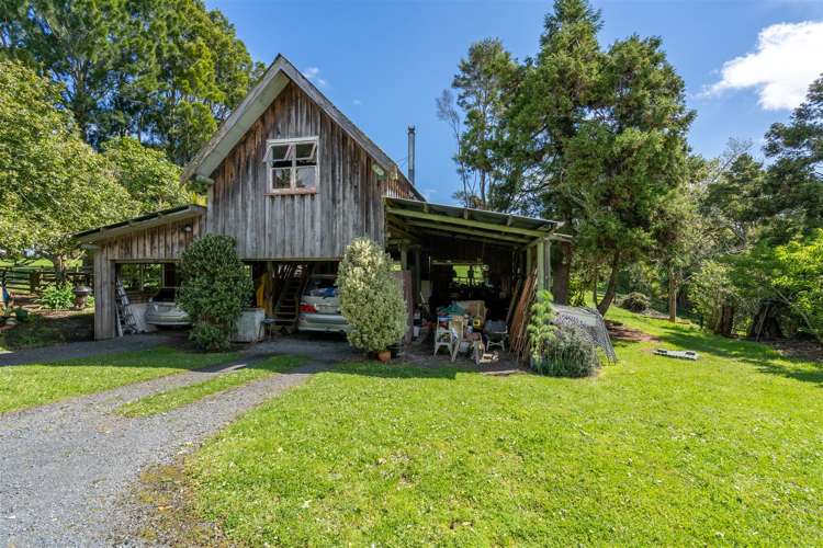 1021 Old North Road Waimauku_14