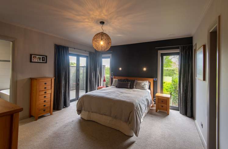 200 Holland Road Puketaha_10