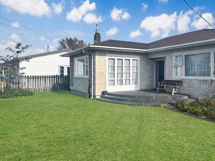361 Racecourse Road_0