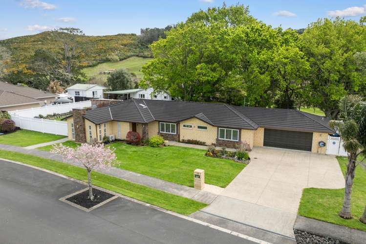 2 Crabb Fields Lane Riverhead_19