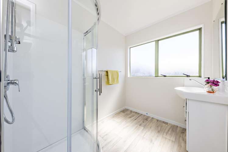 32 Barneys Farm Road Clendon Park_11