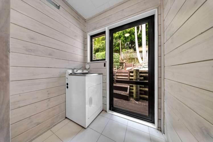 56 & 56A Glennandrew Drive Half Moon Bay_16