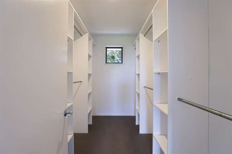 8 Parkdale Close Allenton_6