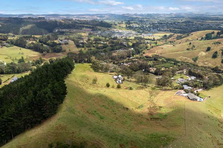 585 Inland Road Helensville_45