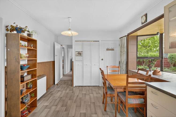 2 Wayside Avenue Burnside_23