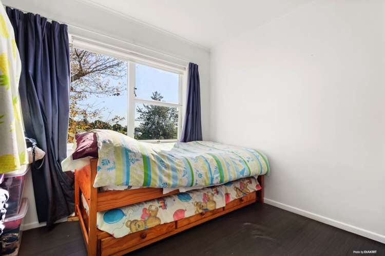 211 Titirangi Road Titirangi_12