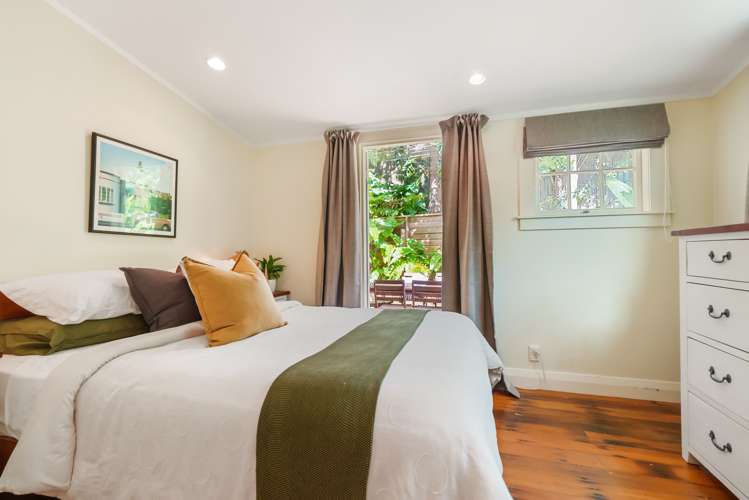 7 Rambler Crescent Beach Haven_11